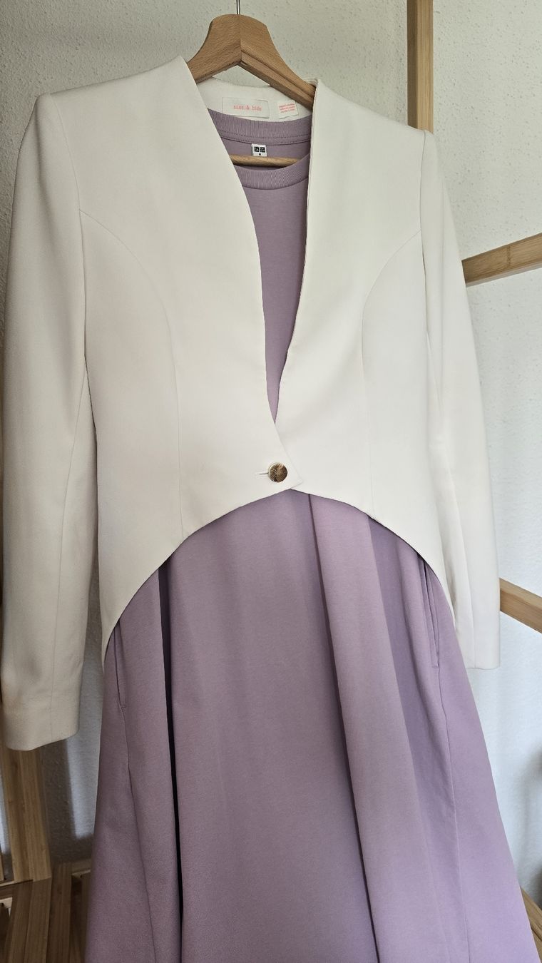 Giacche: Sass & Bide white shaped jacket with gold buttons size 8 – Usato da Wislikofen venduto da Riko007 5