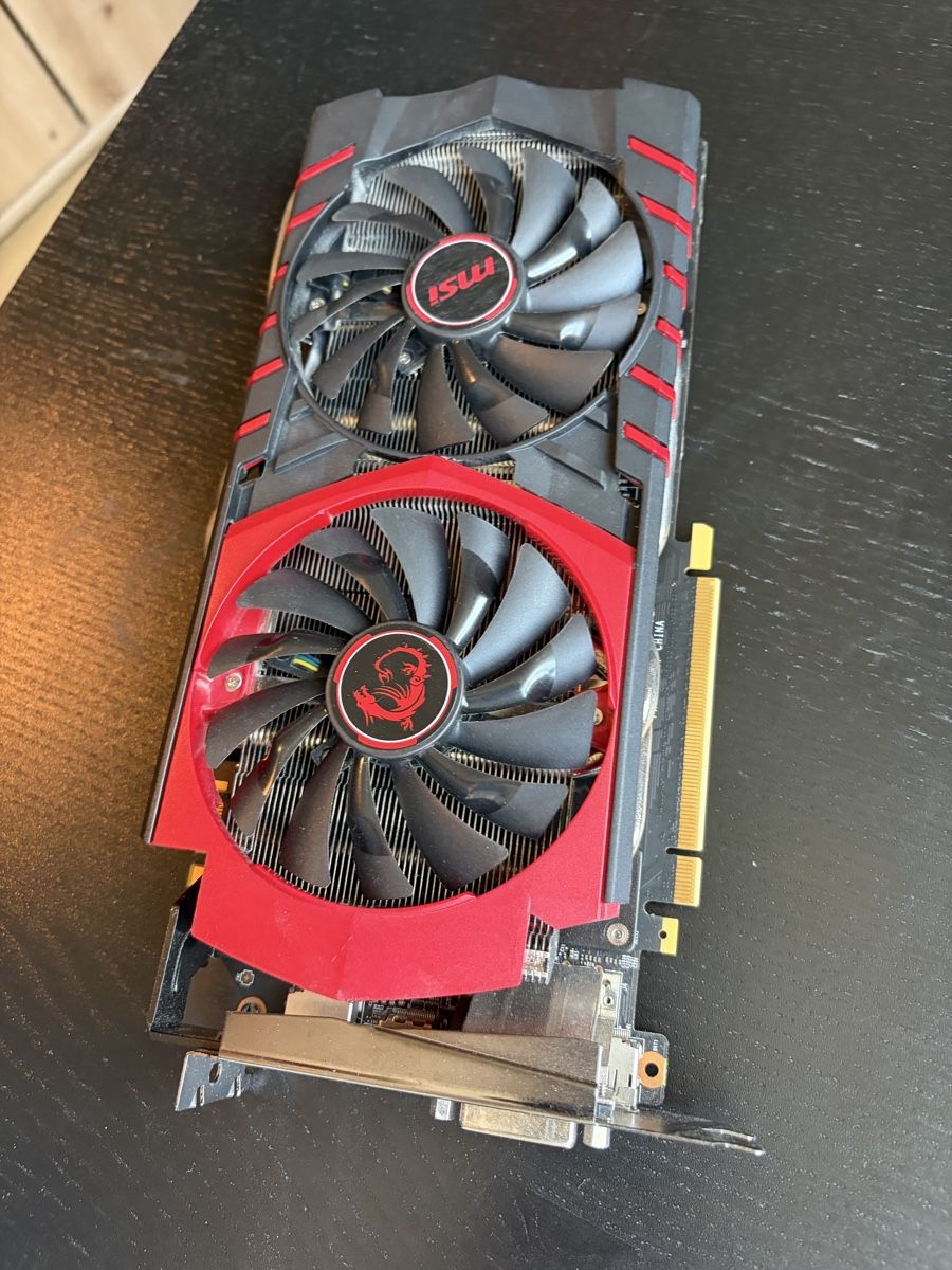 MSI Grafikkarten: Grafikkarte, MSI GeForce GTX 980ti – Gebraucht aus Zürich von Bruhno