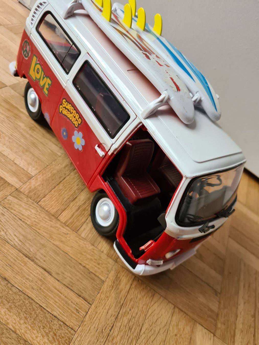 Modellautos: Hippybus – Gebraucht aus Ebmatingen von Gelegenheit77 1