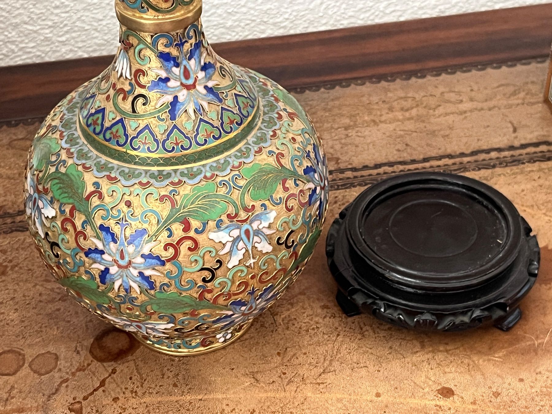 Vasen & Gefässe: Cloisonné  Vase mit Sockel - floral – Gebraucht aus Stetten AG von Brissago25 2