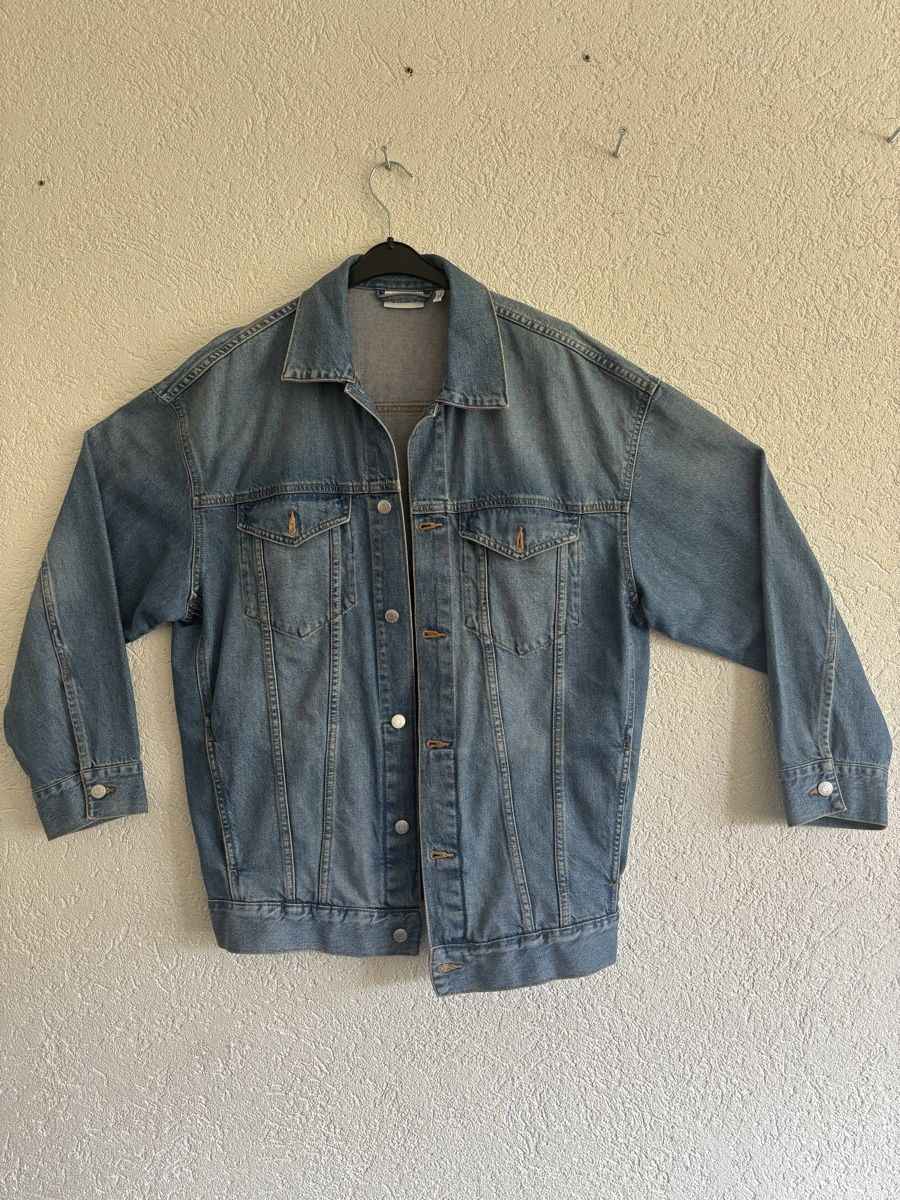 Weekday Vestes: Weekday - Oversized Denim Jacket - XS – Neuf (Voir description) à Lausanne par ali_eddine