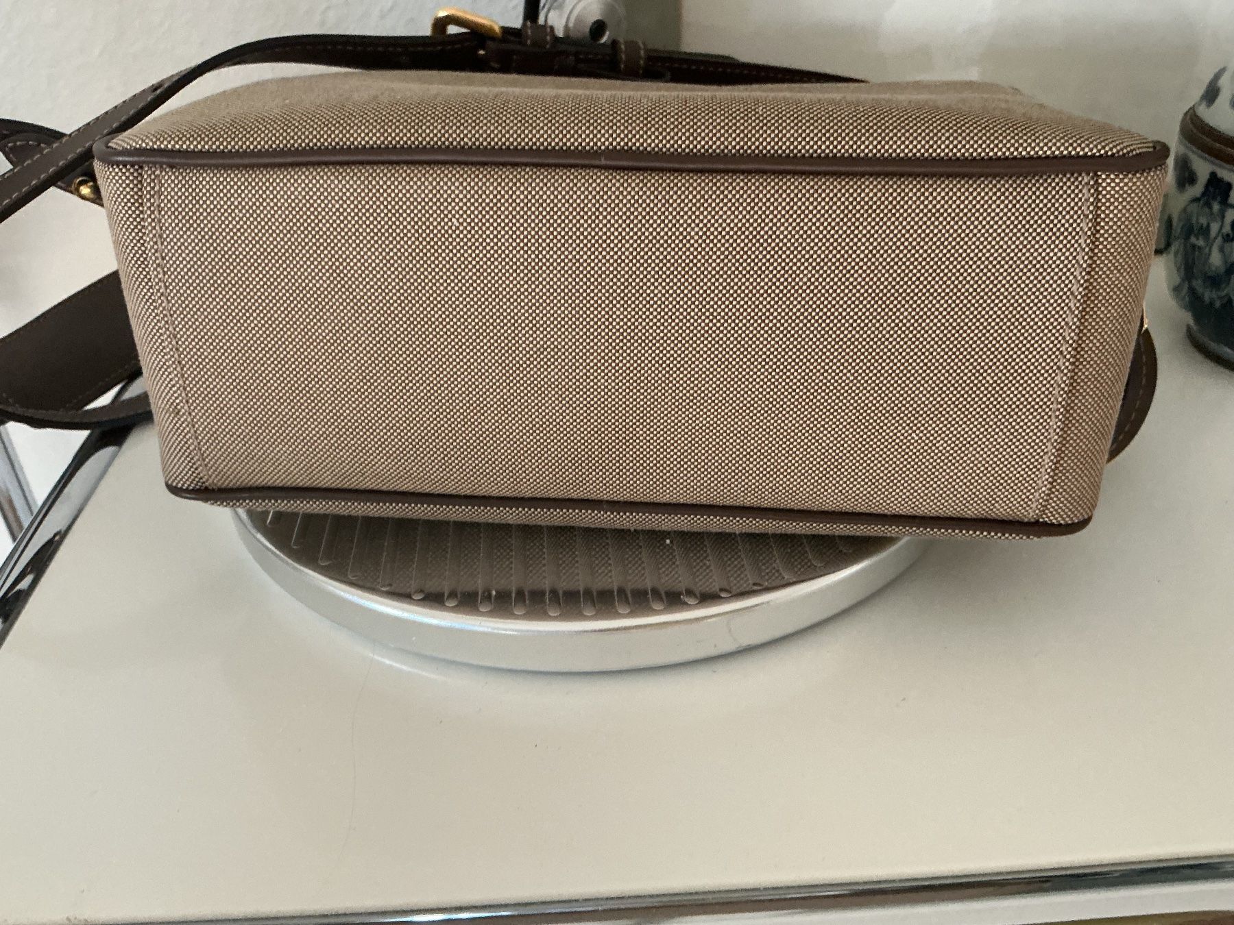 Prada Taschen für Damen: Prada Tasche Ungetragen – Neu (gemäss Beschreibung) aus Zürich von ves_w6wl 2