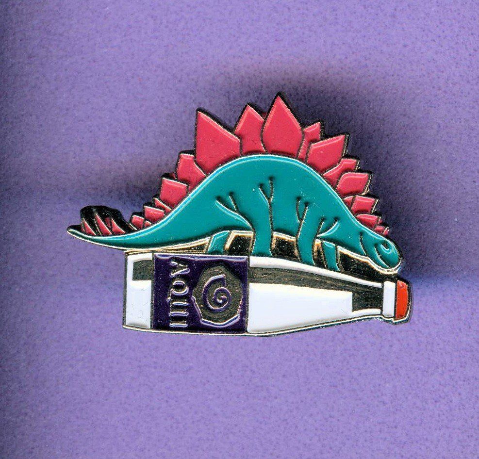 Placchette & Badge: AQUI  Mineralwasser  DINO – Usato da Winterthur venduto da Sammleroase