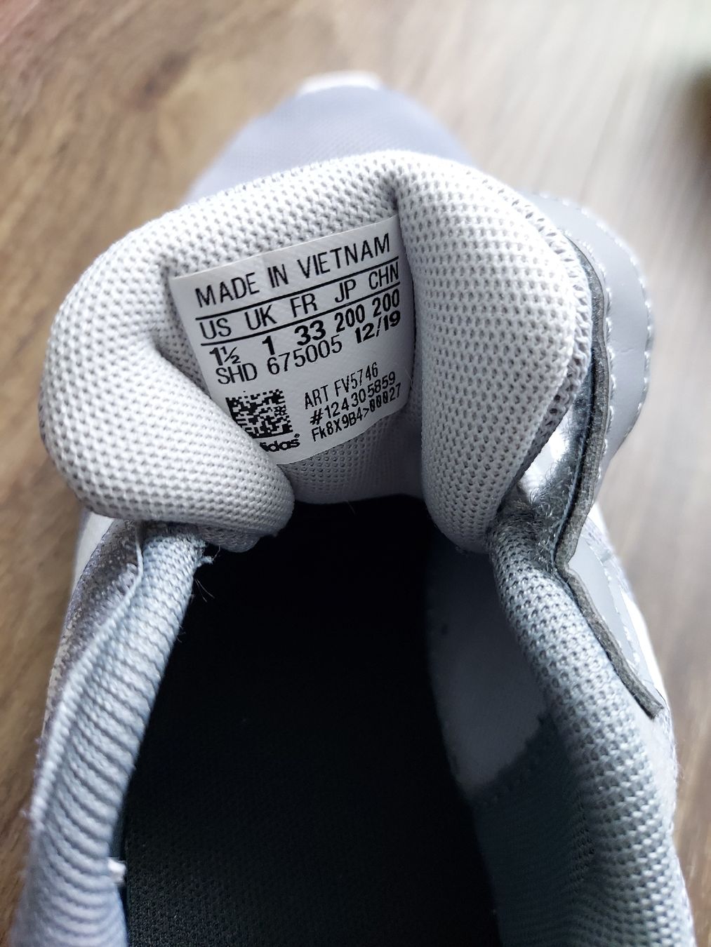 Adidas Scarpe per ragazzi: Adidas Lite Racer Turnschuhe Gr. 33 – Usato da Altishofen venduto da tammy05 4