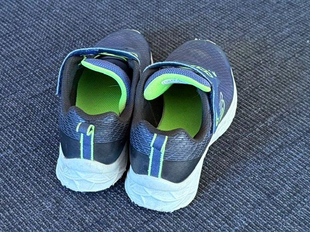 Skechers Scarpe da uomo: Schuhe von Skechers, Grösse 35 – Usato da Lostorf venduto da Nick1258 2