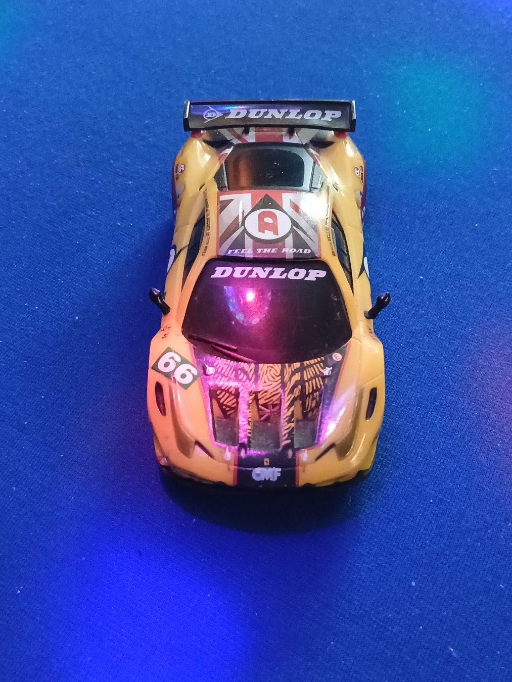 Carrera Giocattoli: Für Carrera- Rennbahn Fans!! – Usato da Luzern venduto da Cash_Back007 4