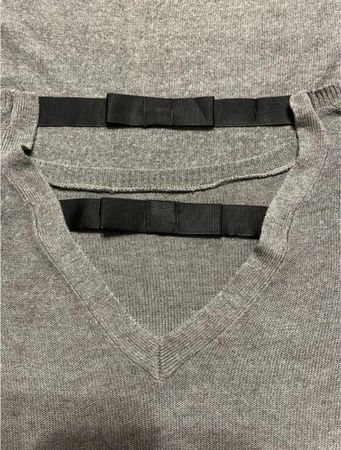 BERSHKA S M /NP35CHF PA Verzierungen auf der Rückseite