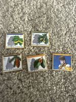 5 Pro-Juventute-Pins mit Briefmarken 1992