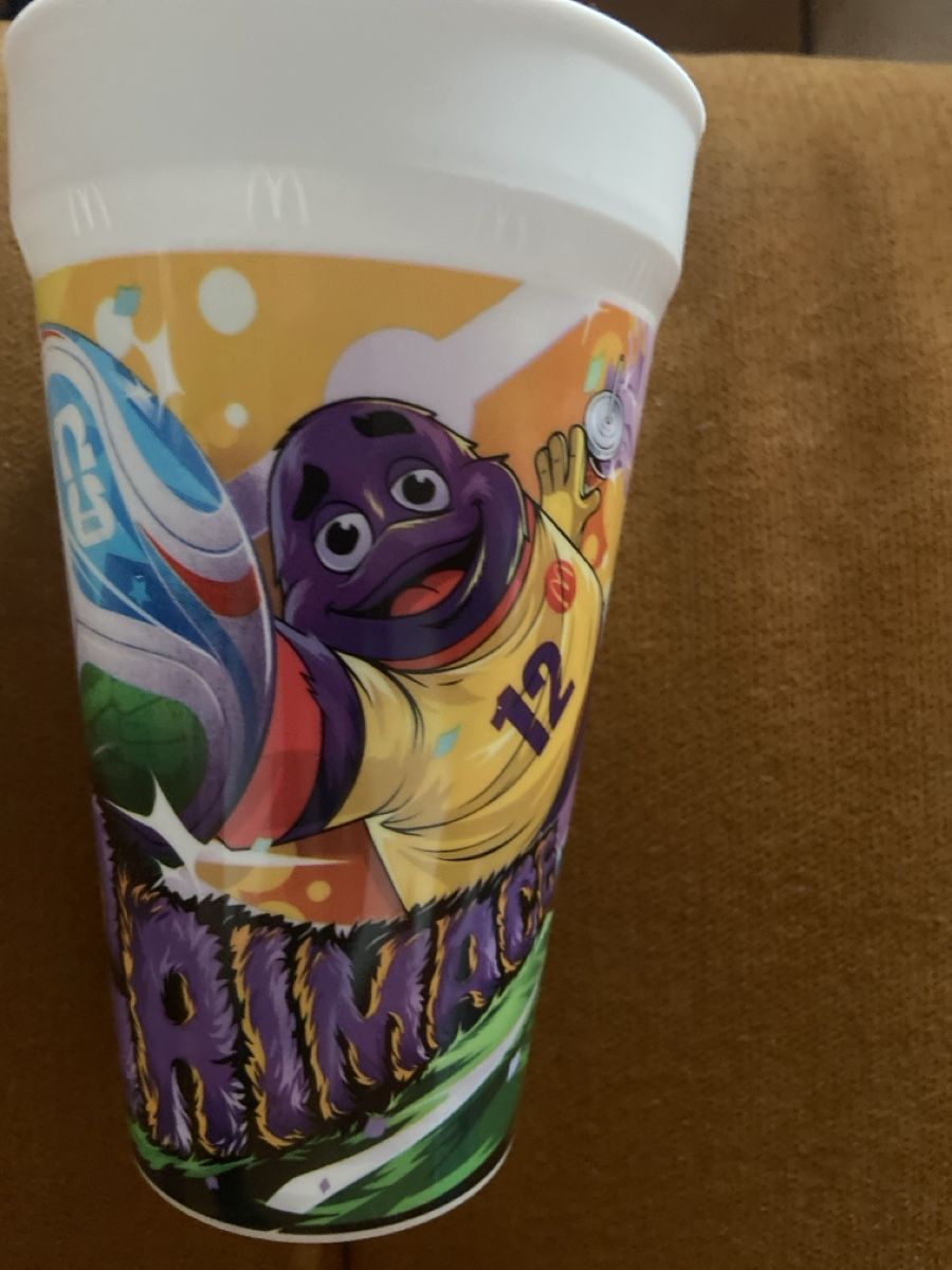 Recipients et similaires: FIFA Becher Mc Donald  – Neuf (Voir description) à Rechthalten par nicole050