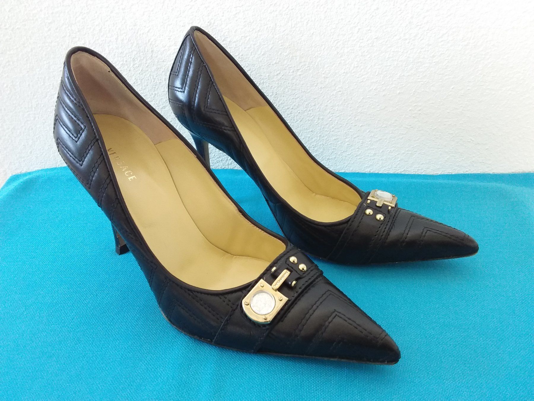Versace Scarpe da donna: VERSACE High heels, Gr 36,5 – Usato da Immensee venduto da Btrutmann 3