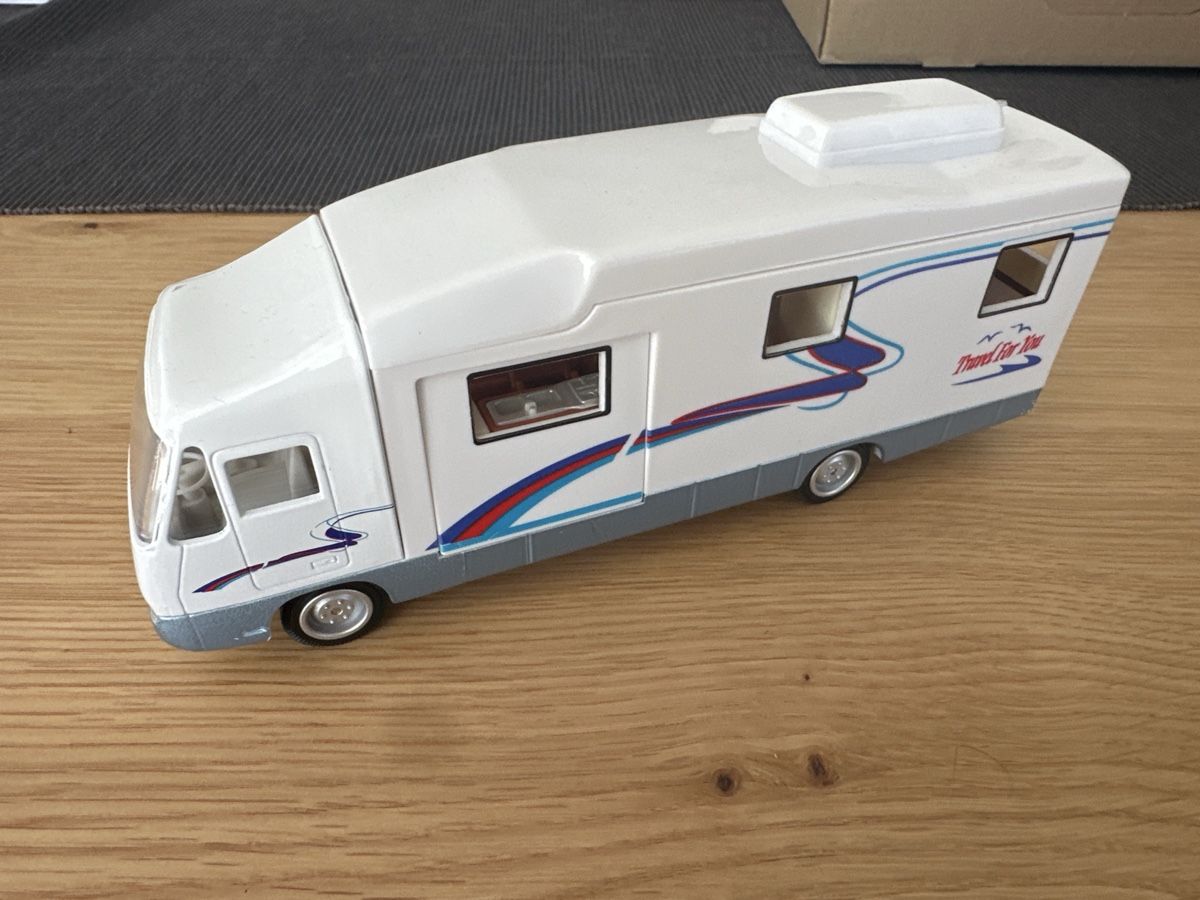 Siku Modellini d'auto: SIKU Camper guter Zustand ab 9.- – Usato da Sennwald venduto da HARO-Import 2