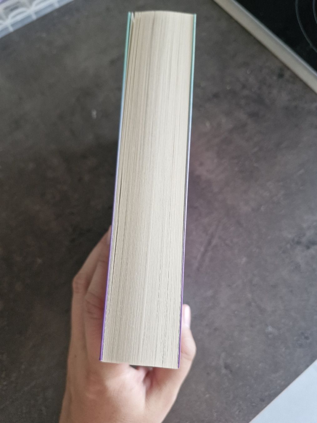 Bücher: verkaufe Buch " Reminders of him" – Neu (gemäss Beschreibung) aus Boswil von mir_z8w2 2