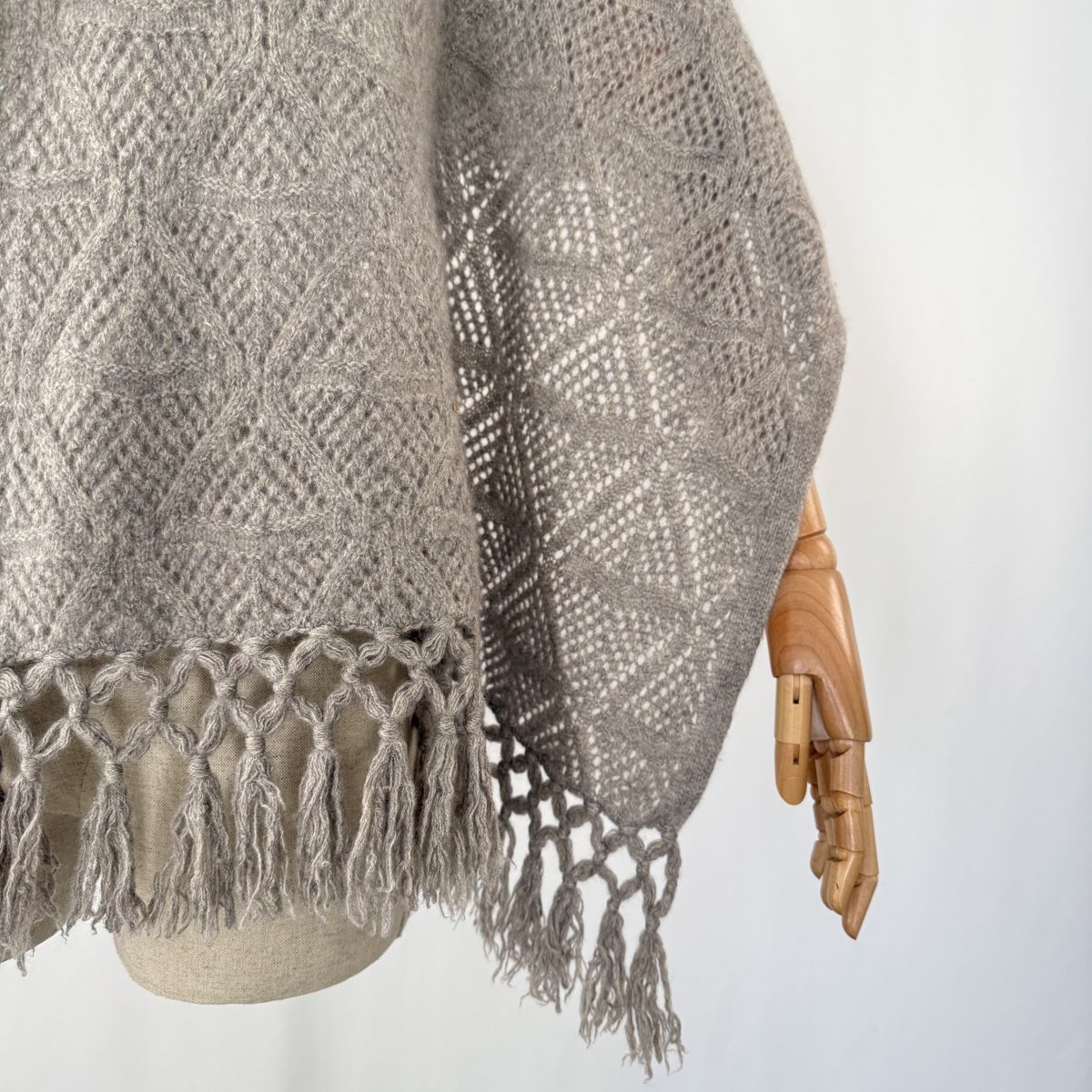Repeat Foulard & Sciarpe: REPEAT Cashmere Scarf – Nuovo (secondo la descrizione) da Freienbach venduto da Avviivva_Shop 2