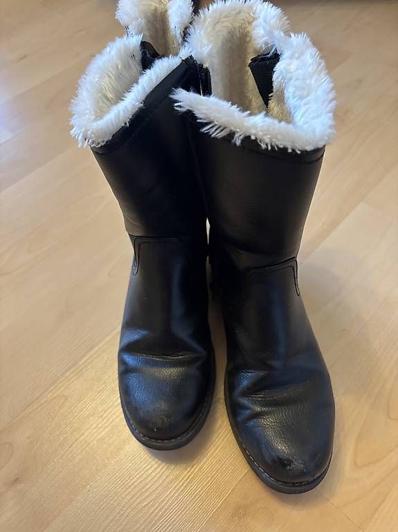 Scarpe da donna: Winterschuh Stiefel Gr 39 – Usato da Winterthur venduto da bungy192