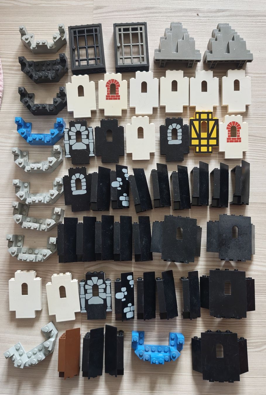 Lego Spielzeuge: Lego Ritterburg Panels – Gebraucht aus Effretikon von Superkarin7