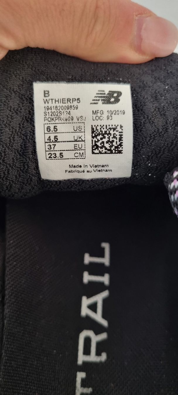 New Balance Scarpe da donna: New Balance Hierro V.5 – Usato da Mendrisio venduto da ann_d9pf 9