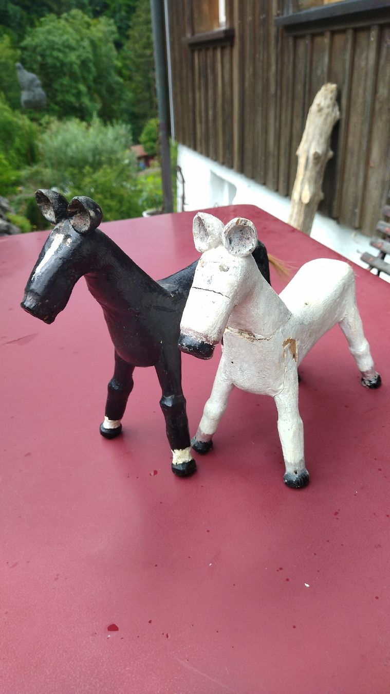 Statuette: Art Brut Pferde – Usato da Zürich venduto da Top-Deal-Schweiz