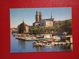 AK Zürich Limmat Pedalo Partie mit Wasserkirche und Münster