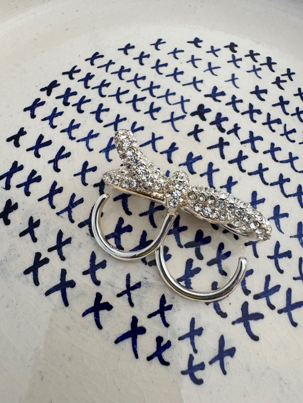 Ringe: New statement rhinestone bow two finger ring – Neu (gemäss Beschreibung) aus Zürich von kri_zhv2 3