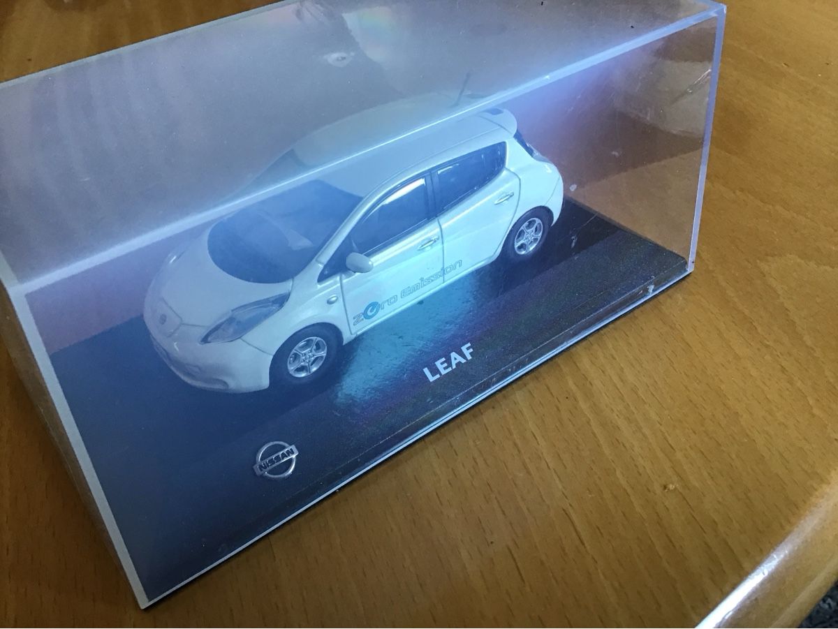 Nissan Modellautos: Nissan Leaf Modellauto weiss  – Neu (gemäss Beschreibung) aus Stetten AG von nils13 1