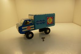 Vintage LKW Ypan mit Antrieb