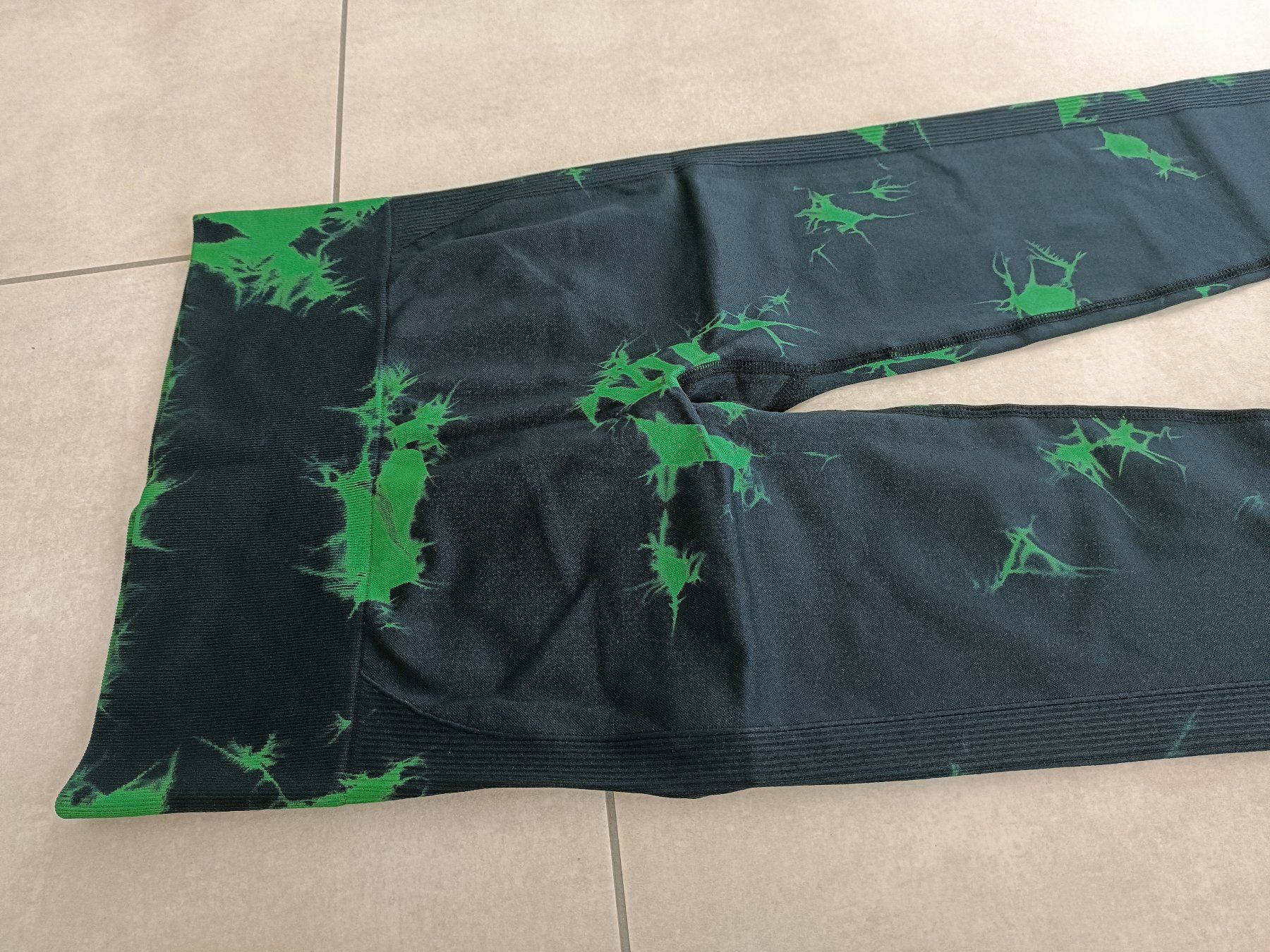 Leggings: Batik Leggings - Grösse S – Neu und originalverpackt aus Rickenbach b. Wil von Beautiful.Things 1