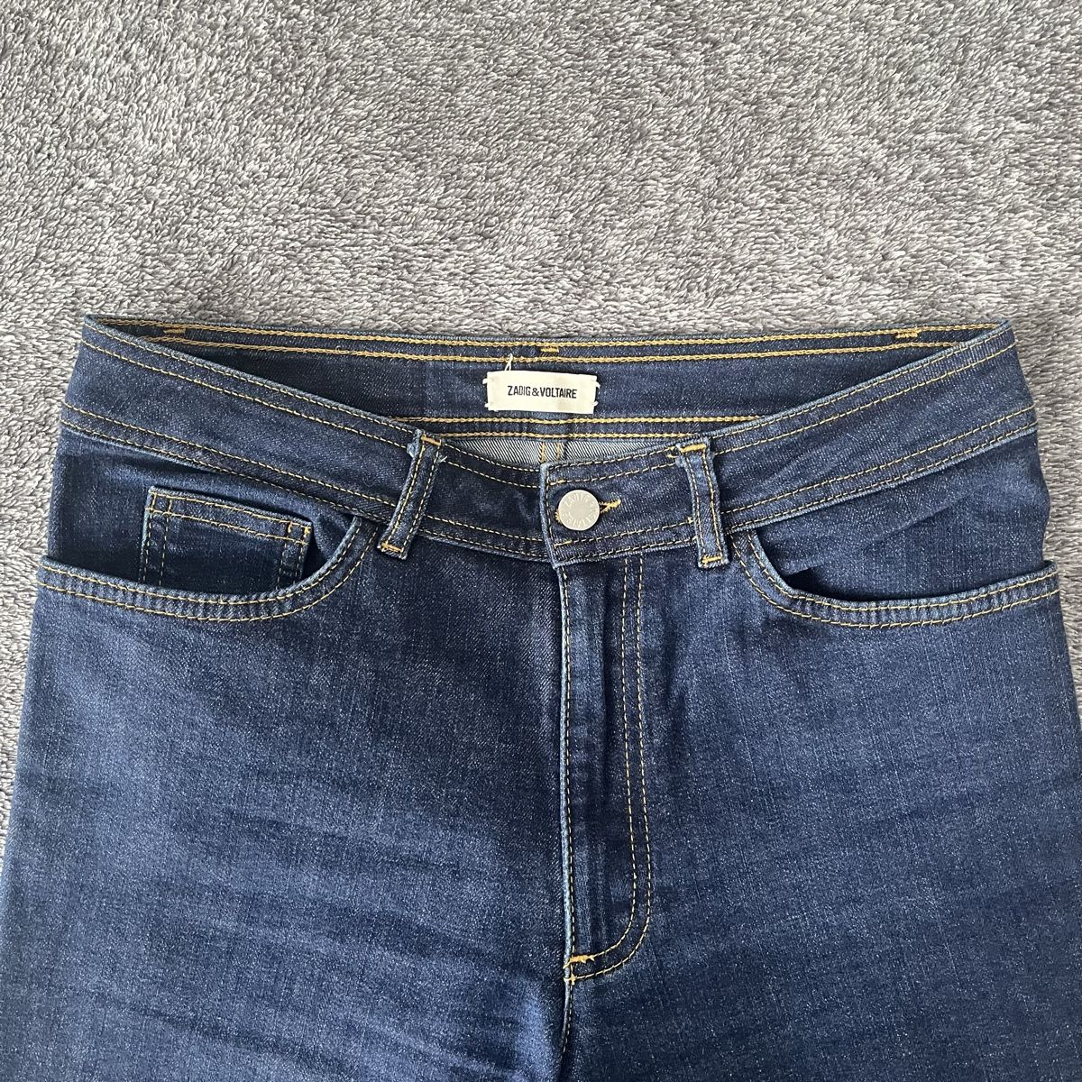 Zadig & Voltaire Jeans: Zadig & Voltaire Jeans – Nuovo (secondo la descrizione) da Zug venduto da saskia-chiara 1