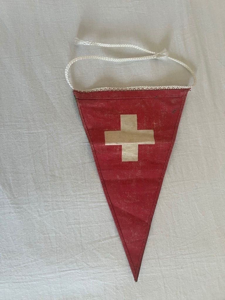 Drapeaux: WIMPEL MIT MOTIV  TCS - SCHWEIZERKREUZ – D'occasion à Steinach par Momoco 1