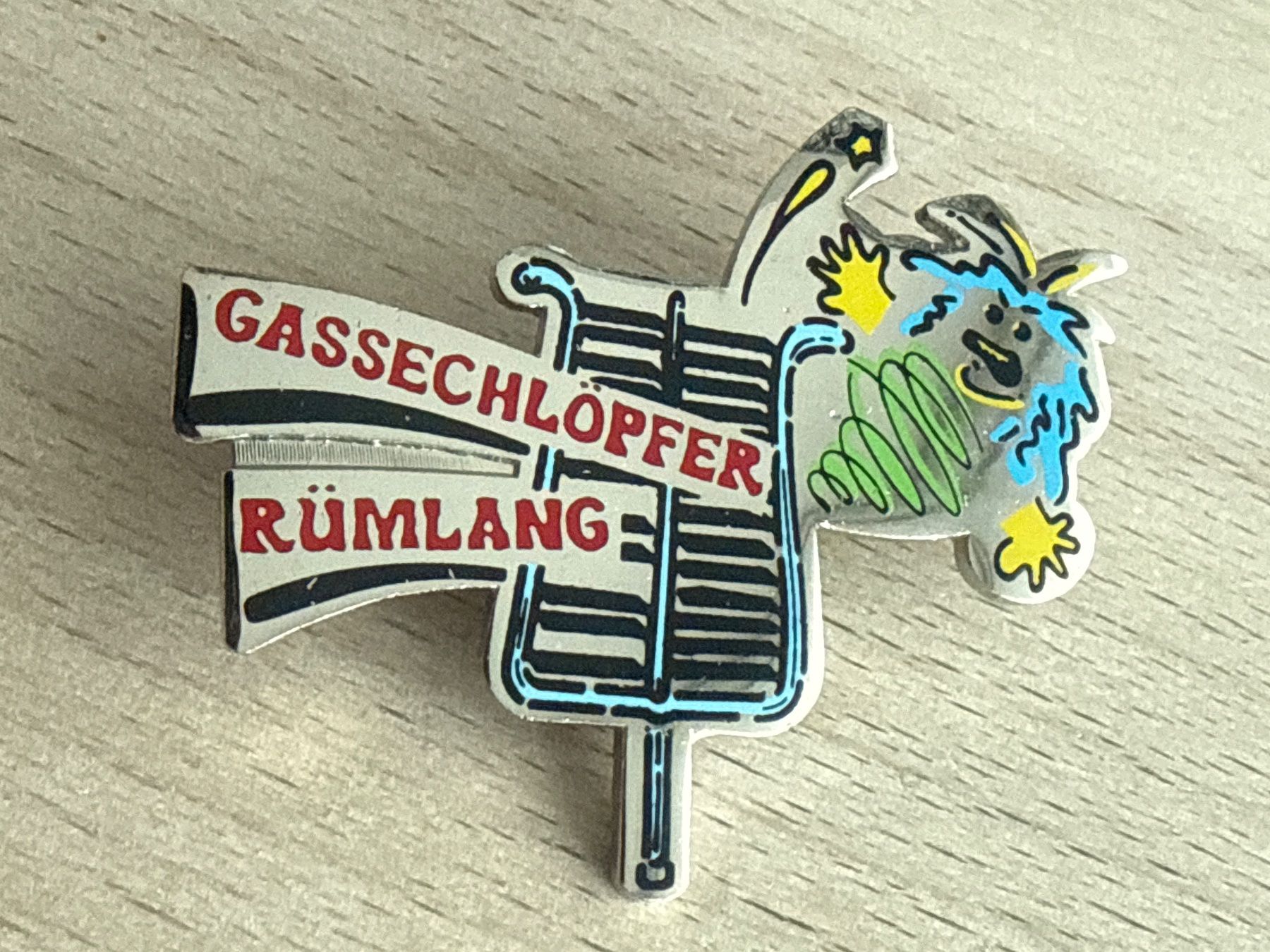 Plaquettes & Badges: Pin  Gassechlöpfer Rümlang – D'occasion à Glattbrugg par Schweigmatt