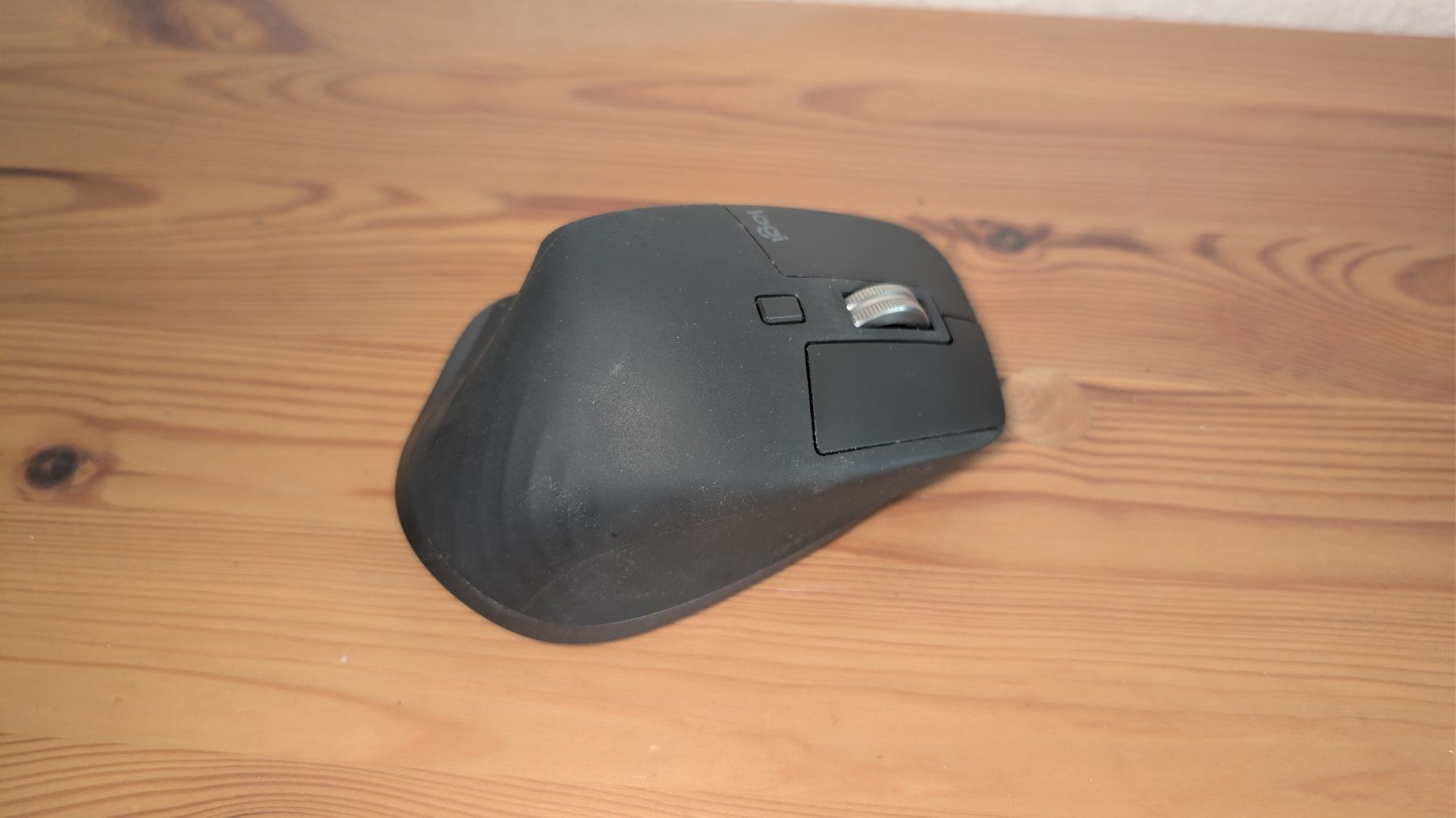 Logitech Mouse: Logitech MX Master 3S – leicht Defekt – Difettoso da Adliswil venduto da Intimidator 3