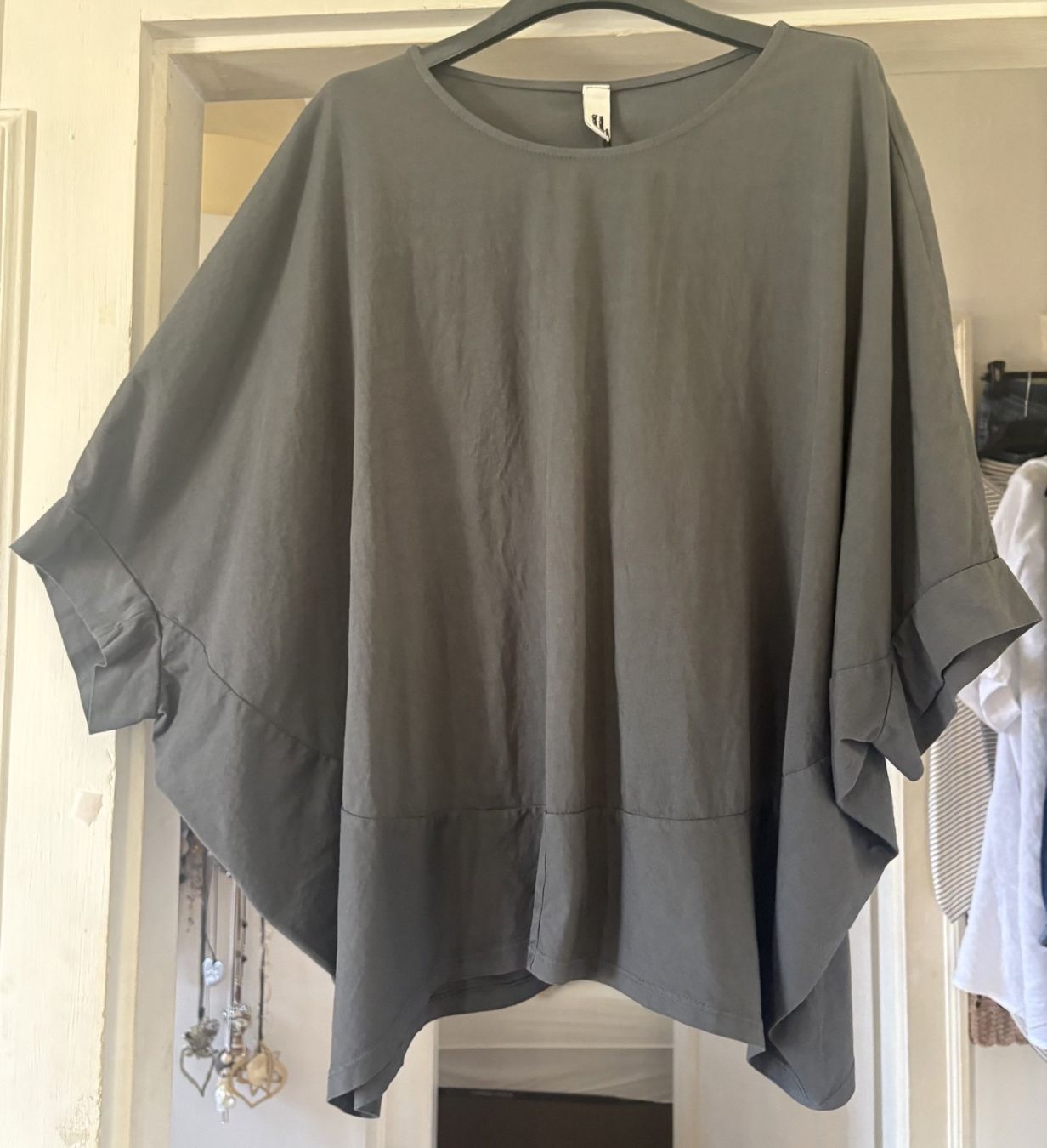 T-shirt: T-SHIRT OVERSIZE EN COTON!! M – Nuovo e nell'imballaggio originale da Locarno venduto da NicoNion 1