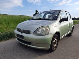 Zum Verkauf steht ein Toyota Yaris mit 156000KM mit Rest MFK