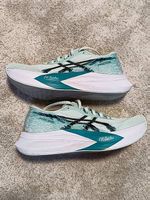 Asics Magic Speed 4  État Neuf (33 km)  Taille 41,5