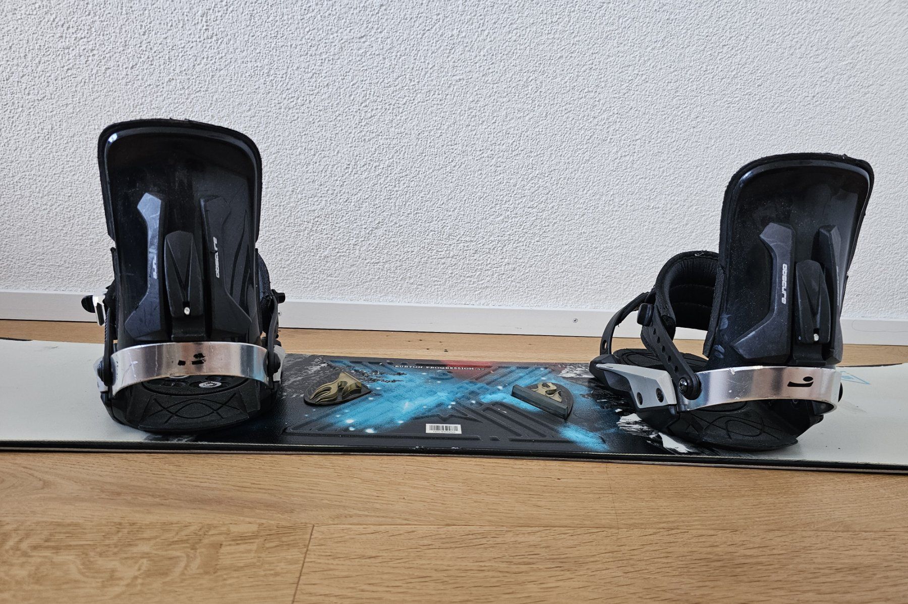Burton Board: BURTON PROGRESSION 142, ROCKER, mit OBSCURE Bindung S/M – Usato da Aarau Rohr venduto da Mmiracle 6