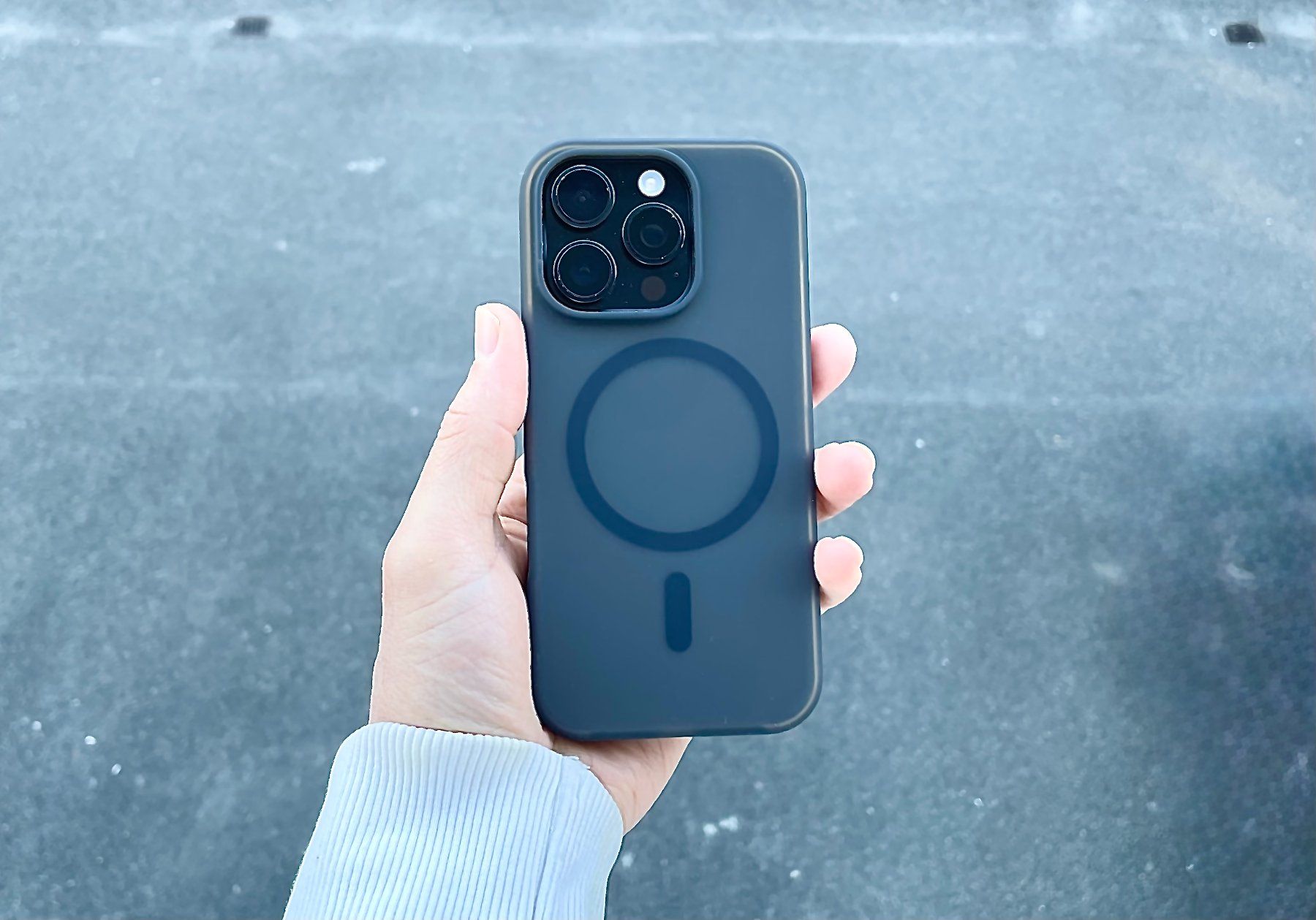 Apple Cover & Protezioni schermo: Coque iPhone 16 Pro Max MagSafe Noir Blanc + Privacy – Nuovo e nell'imballaggio originale da Thônex venduto da Suisse.Shopping 6