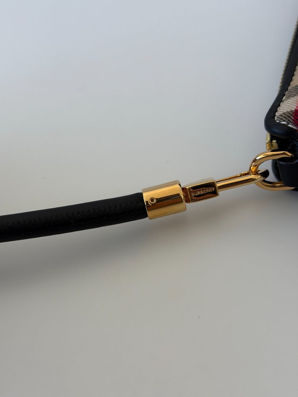 Burberry Taschen für Damen: New bag Burberry – Neu und originalverpackt aus Lugano von juledo 4