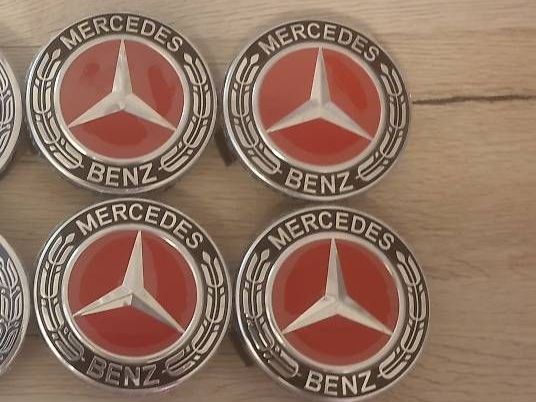Mercedes-Benz Tutti pezzi di ricambio auto: 4er set Nabeldeckel Mercedes – Nuovo e nell'imballaggio originale da Bellikon venduto da Kekko11 3