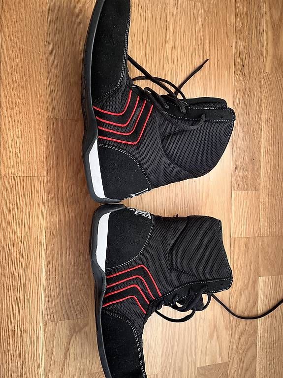 Chaussures hommes: Leone Boxschuhe – D'occasion à Bern par fixbro 1