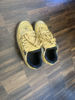 Sneakers Globe gelb Herren Grösse 42 getragen