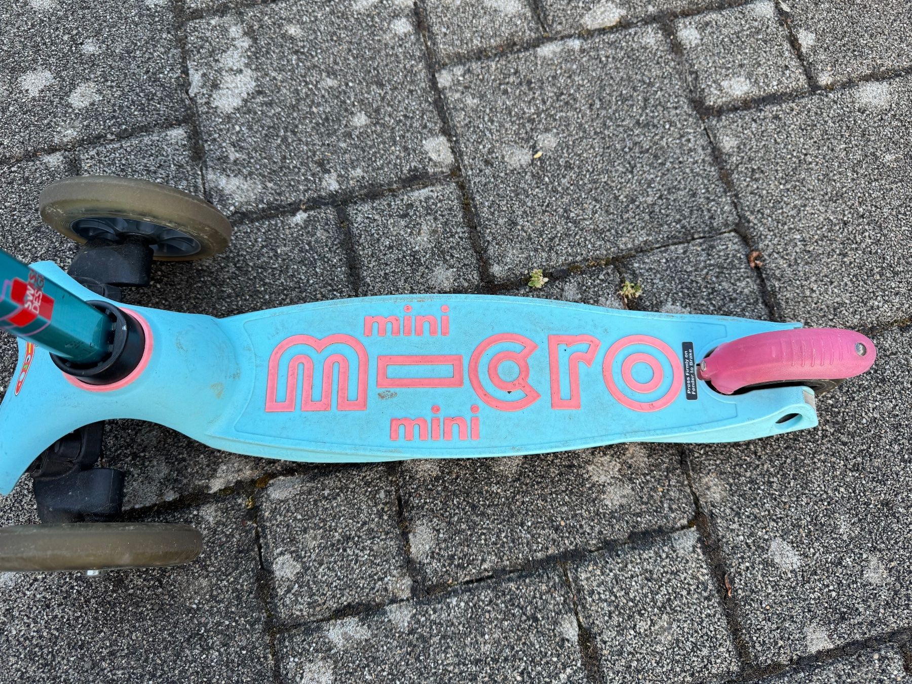 Micro Kickboard: Micro Mini Deluxe Scooter – Usato da Bergdietikon venduto da LA-Sunshine 3