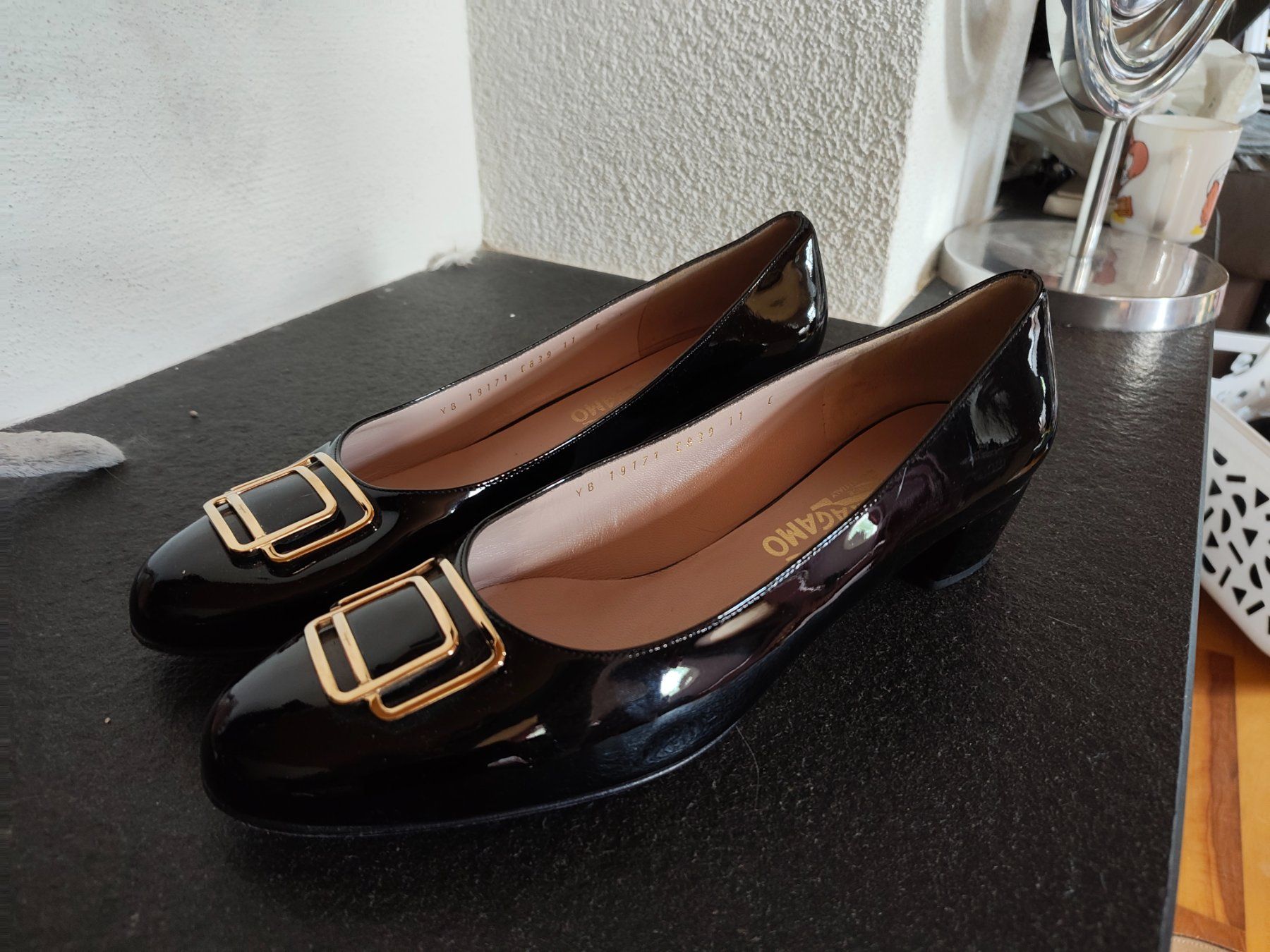 Scarpe da donna: FERRAGAMO – Nuovo (secondo la descrizione) da Niederglatt SG venduto da bella2022 2