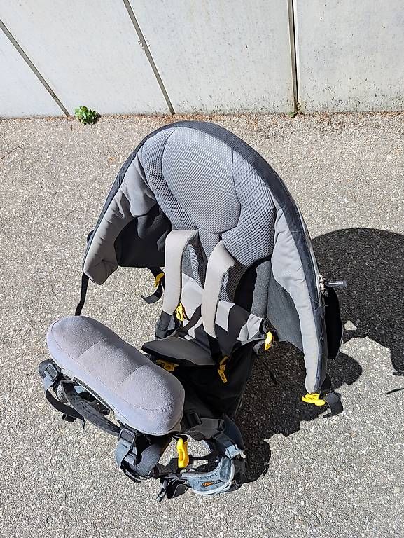 Marsupi portabebè: Porte-bébé, randonnée, kids comforts 3 Deuter  – Usato da Prilly venduto da ver_wml9 1