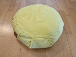 Yogakissen in verschiedenen Farben
