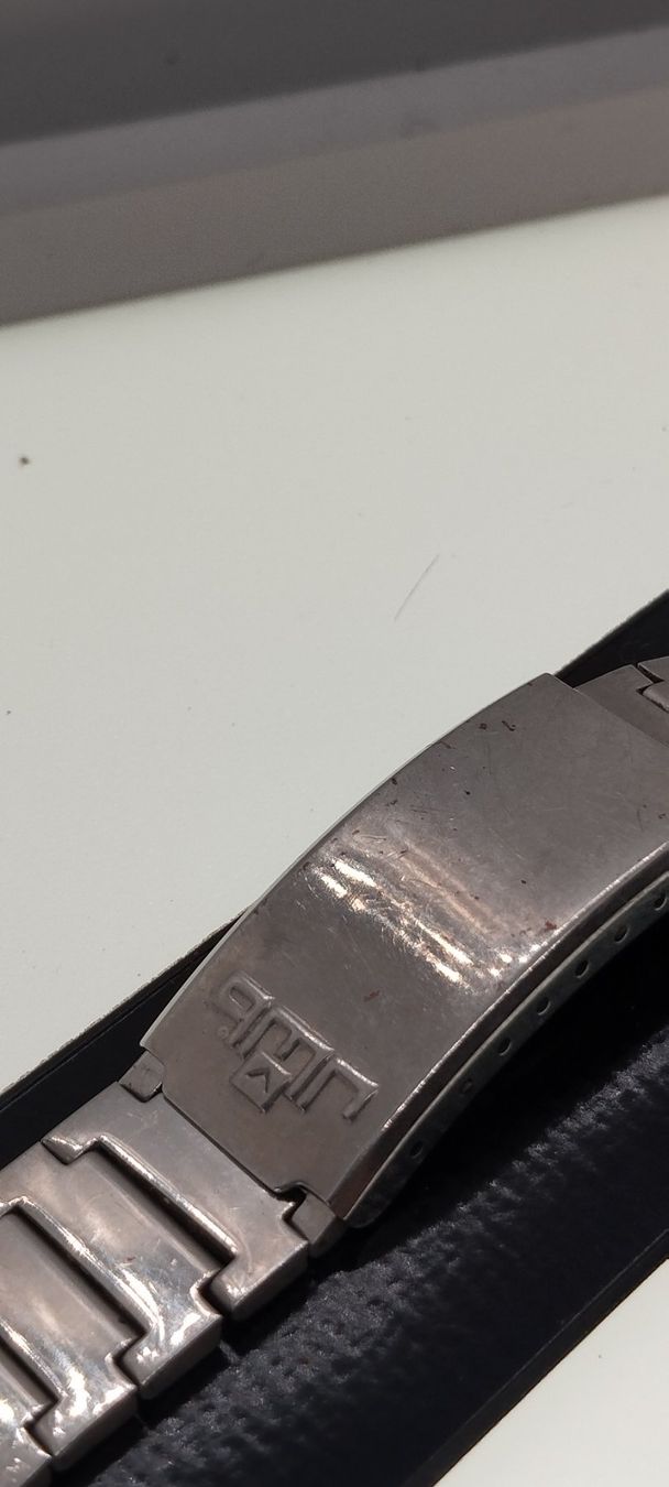 Orologi: Bracelet montre vintage – Usato da La Chaux-de-Fonds venduto da jac_9llg 1