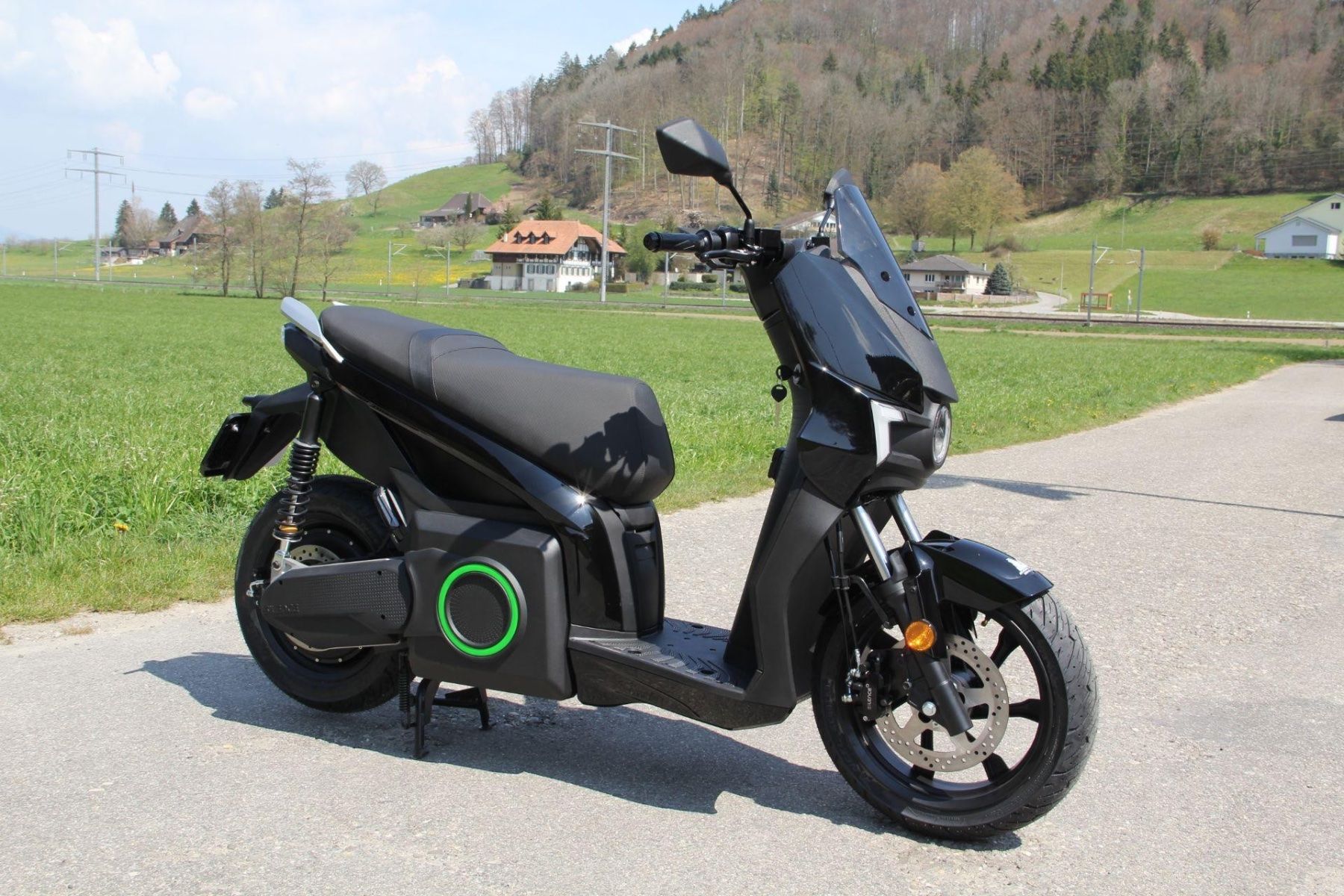 Scooter: E-Roller Silence S01 – Usato da Wolfwil venduto da sch_9jzx