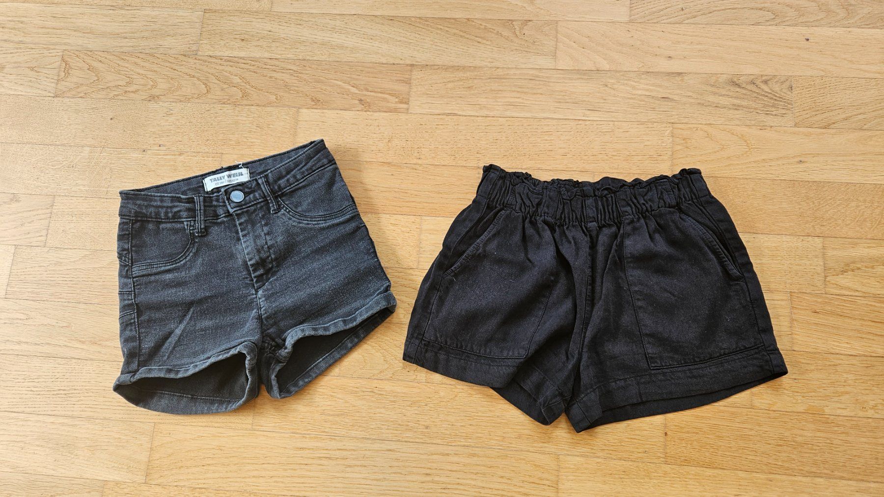 Hosen: Shorts 2x – Gebraucht aus Bubikon von diditoto