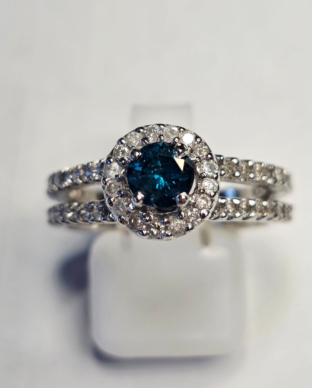 Ringe: Weissgold mit blauem Diamant Ring – Neu (gemäss Beschreibung) aus Zürich von benedikt12 7