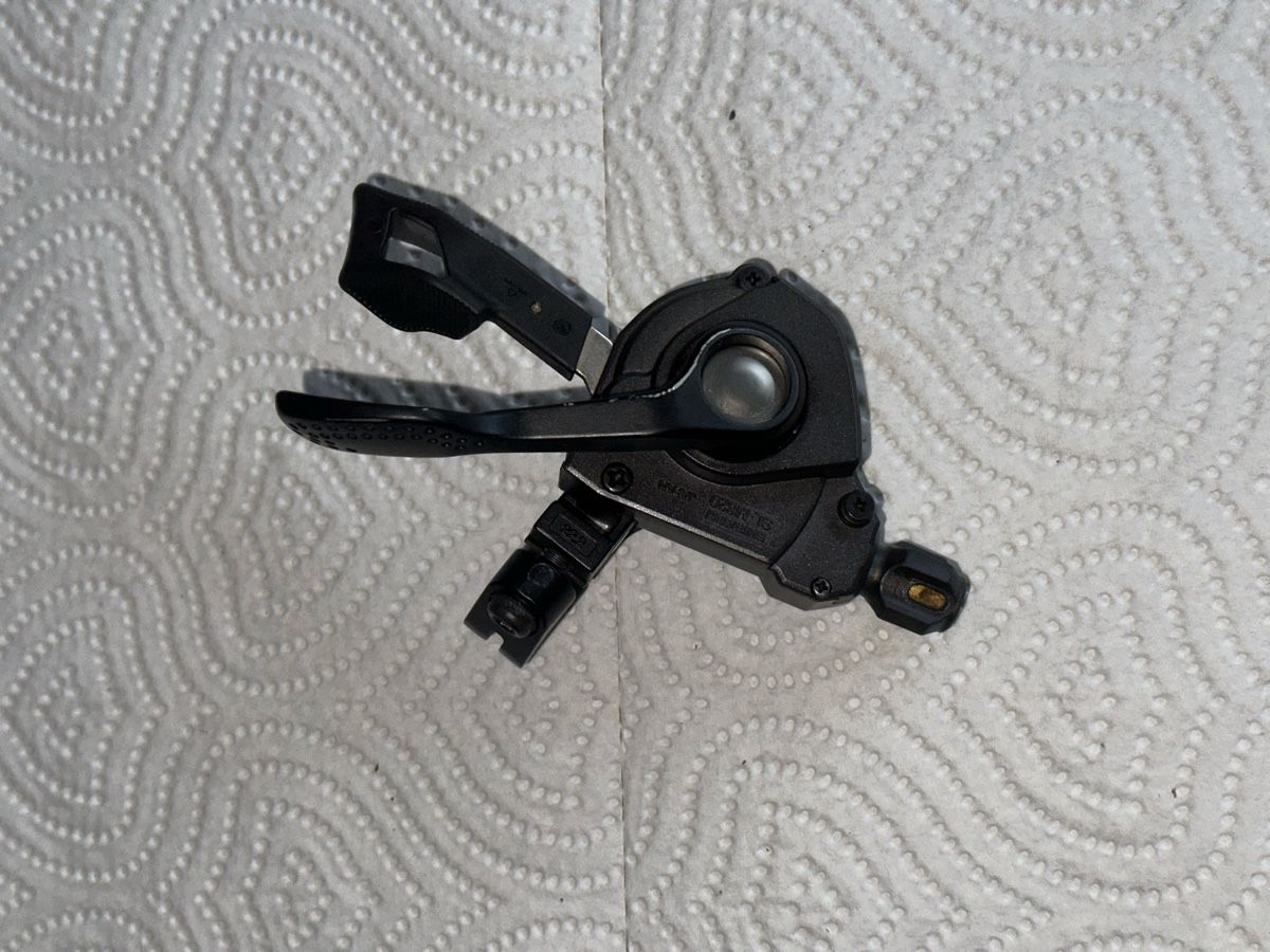 Shimano Pezzi di ricambio: Shimano Saint SL-M820 Schalthebel – Usato da Domat Ems venduto da SirAntunes 2