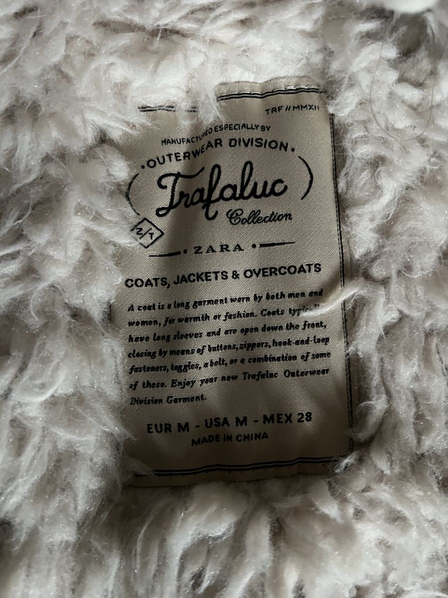 Zara Cappotti: Warmer Winterparka Navy Grösse M – Nuovo (secondo la descrizione) da Häusernmoos venduto da RanaNo 2