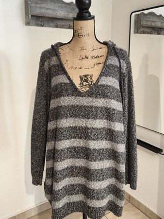 Yessica Strickjacke grau gestreift Grösse XXL mit Kapuze